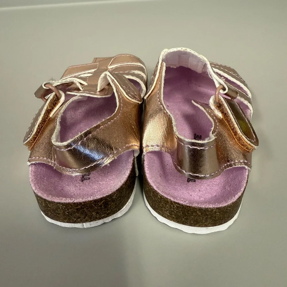 Tucker Tate girl‎ toddler Size 6 Morgan Fisherman's Sandals in Rose Gold